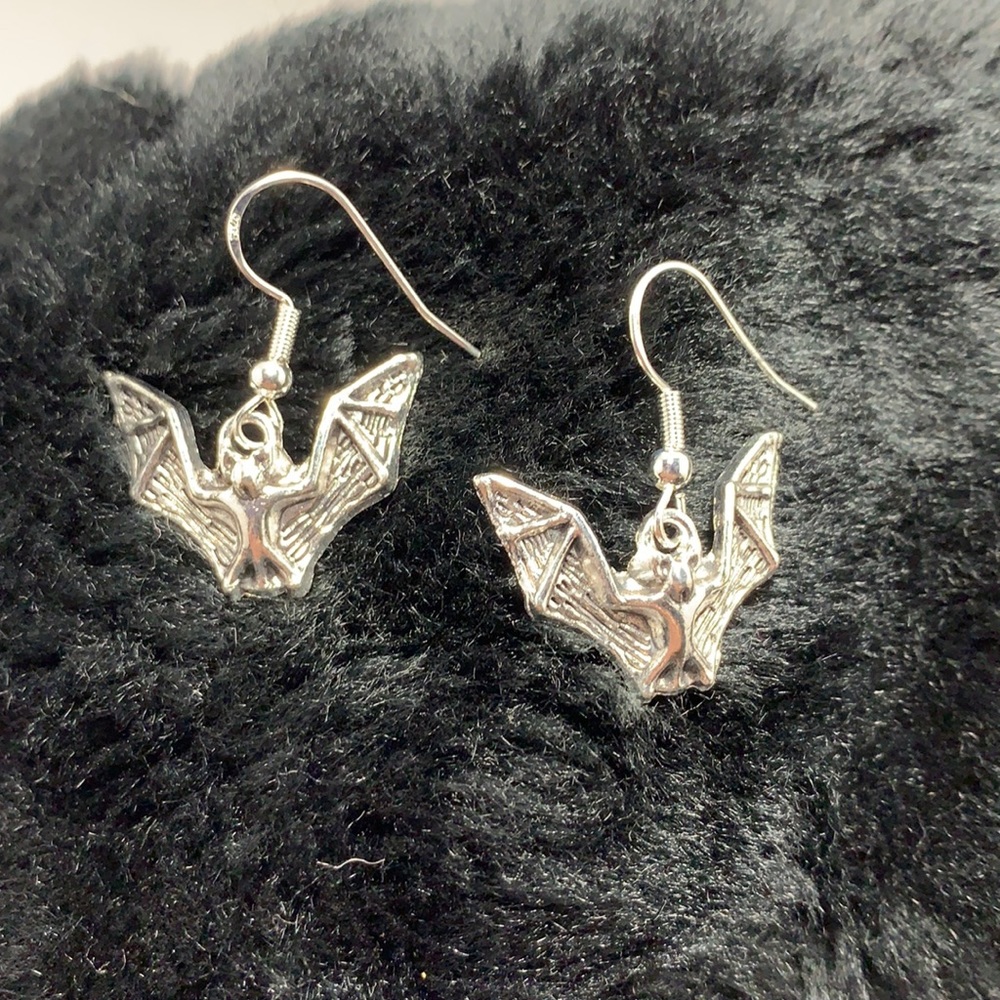 🖤🖤🖤Halloween Bat Earrings 🦇🦇🦇